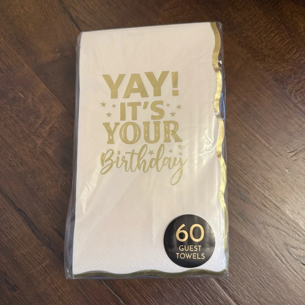 Party Craft Gold Embossed 3-Ply Birthday Party Napkins